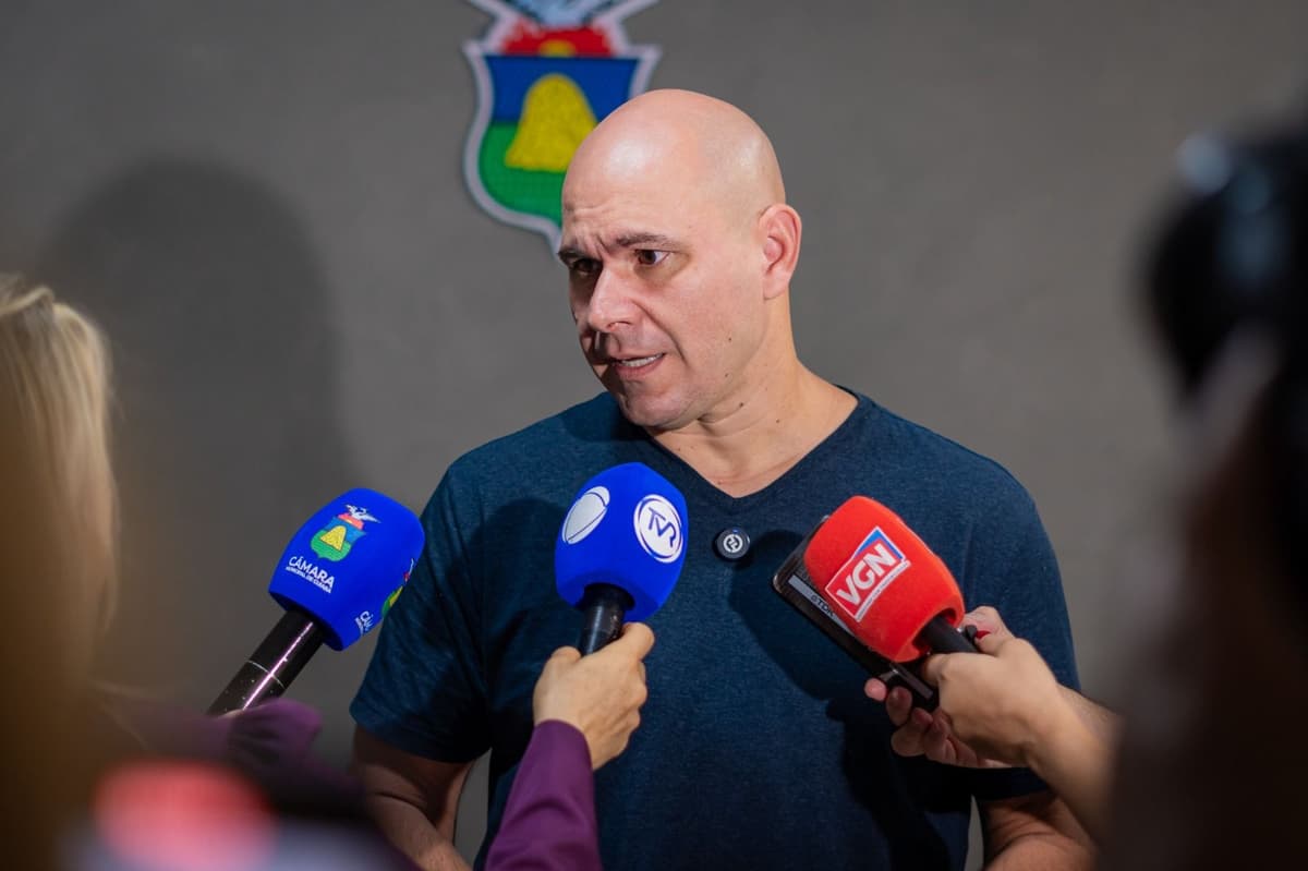 Abilio aposta em vitória de Flávio Bolsonaro e projeta queda em MT