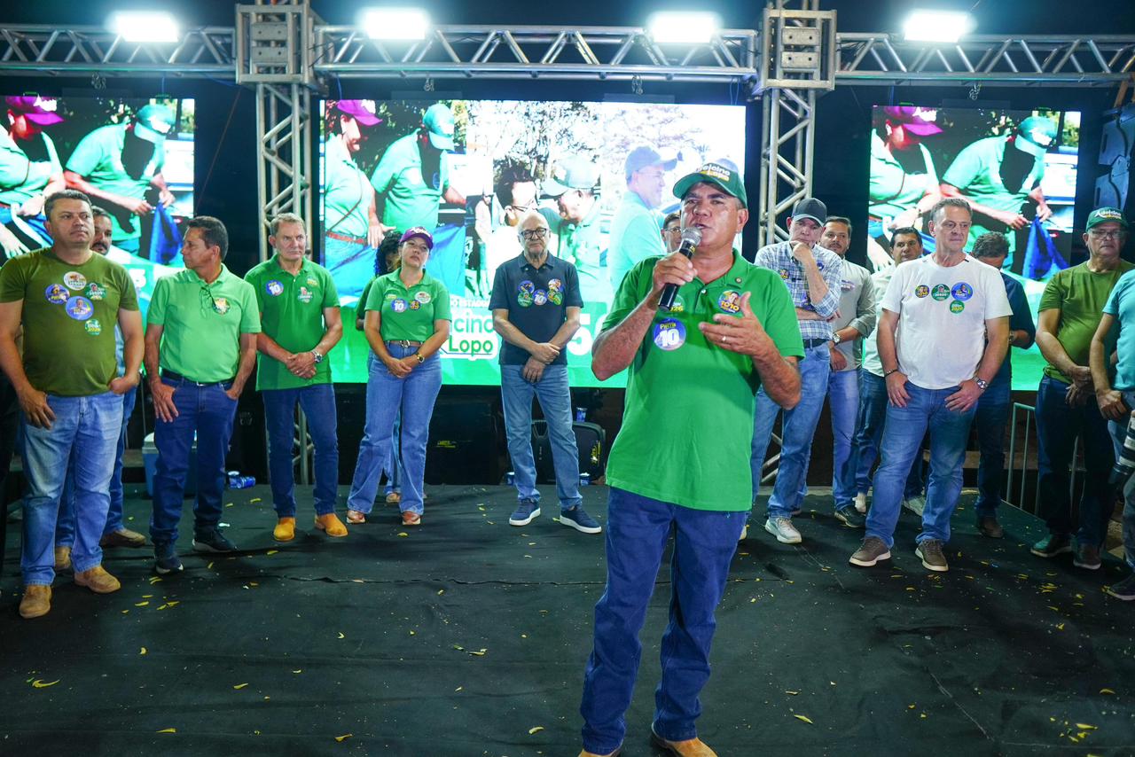 Adelcino reúne governador e lideranças em Barra do Garças