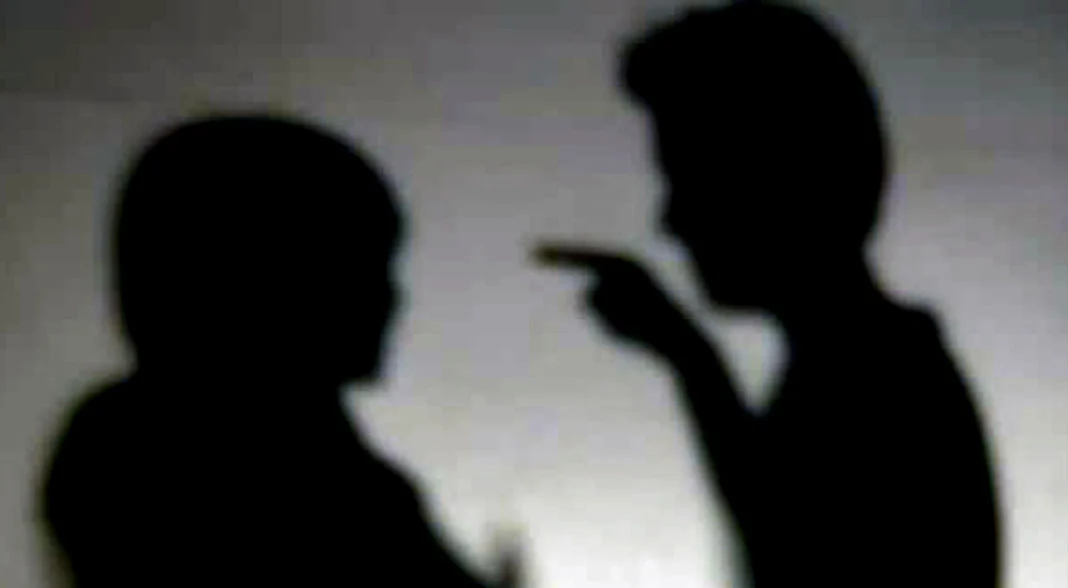 Mulher denuncia ex por ameaças e agressões em Primavera