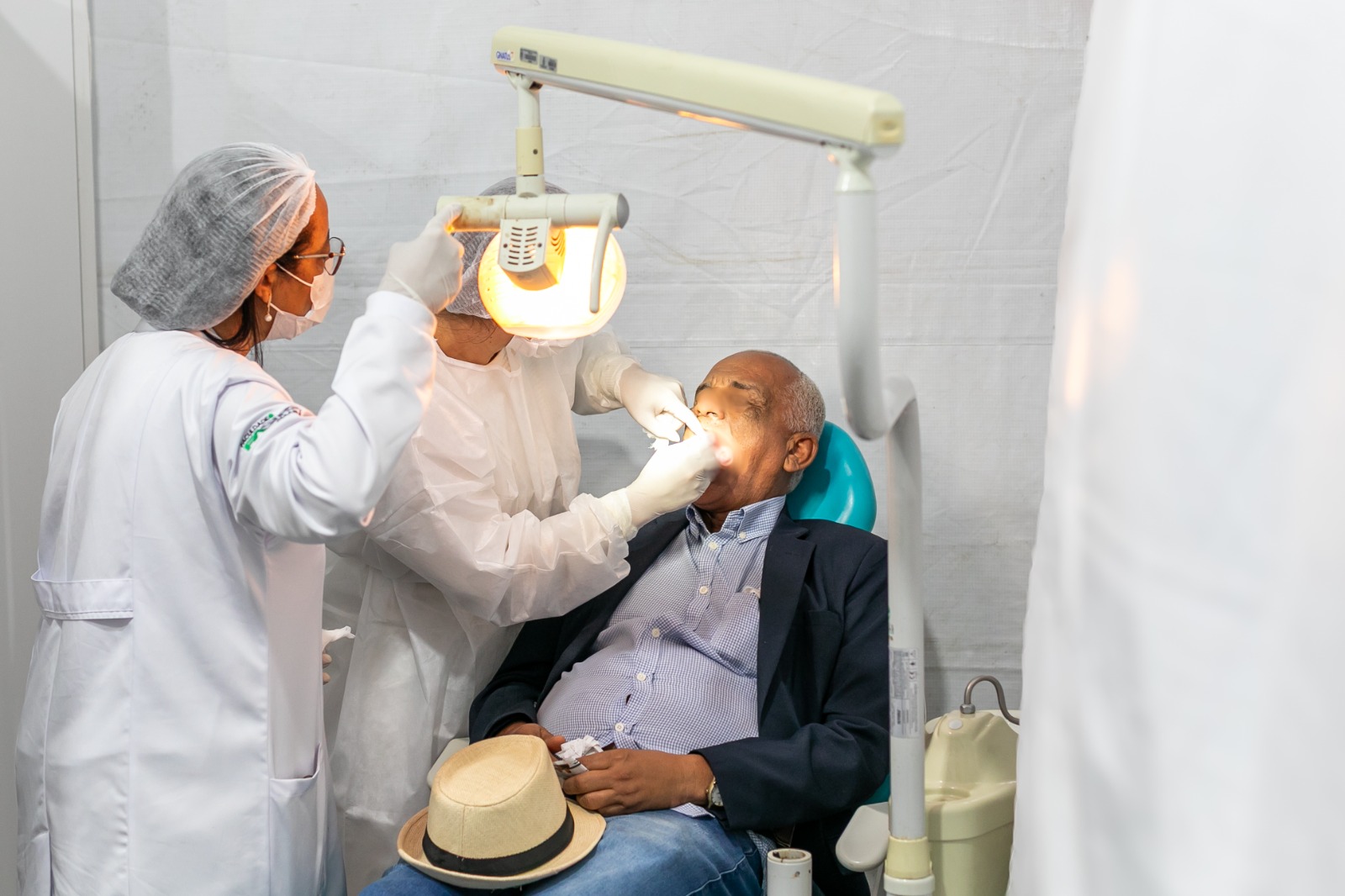 Atendimento odontológico 24h em quatro UPAs de Cuiabá, MT
