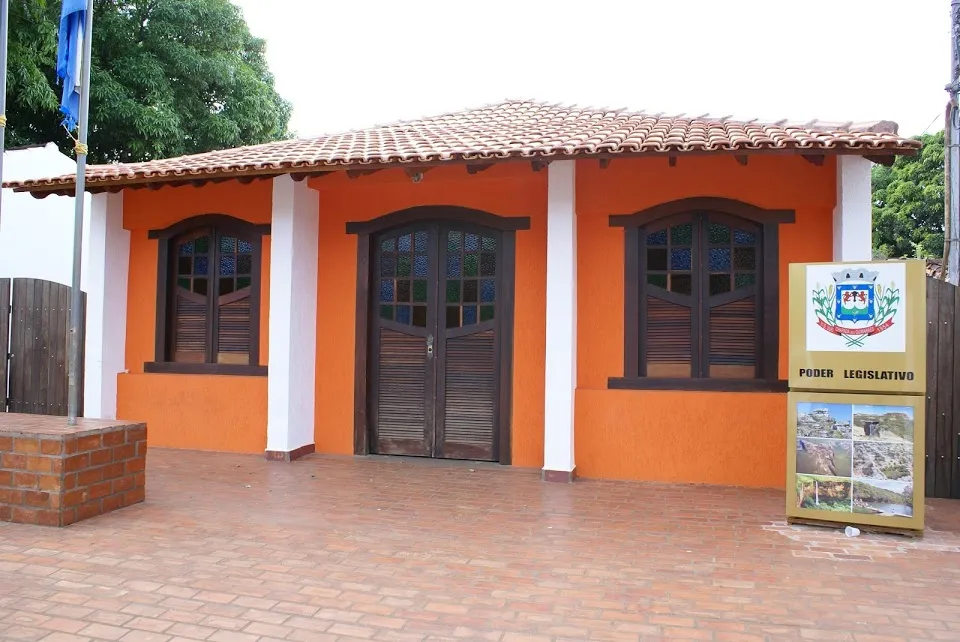 Câmara de Chapada dos Guimarães adota horário especial em julho