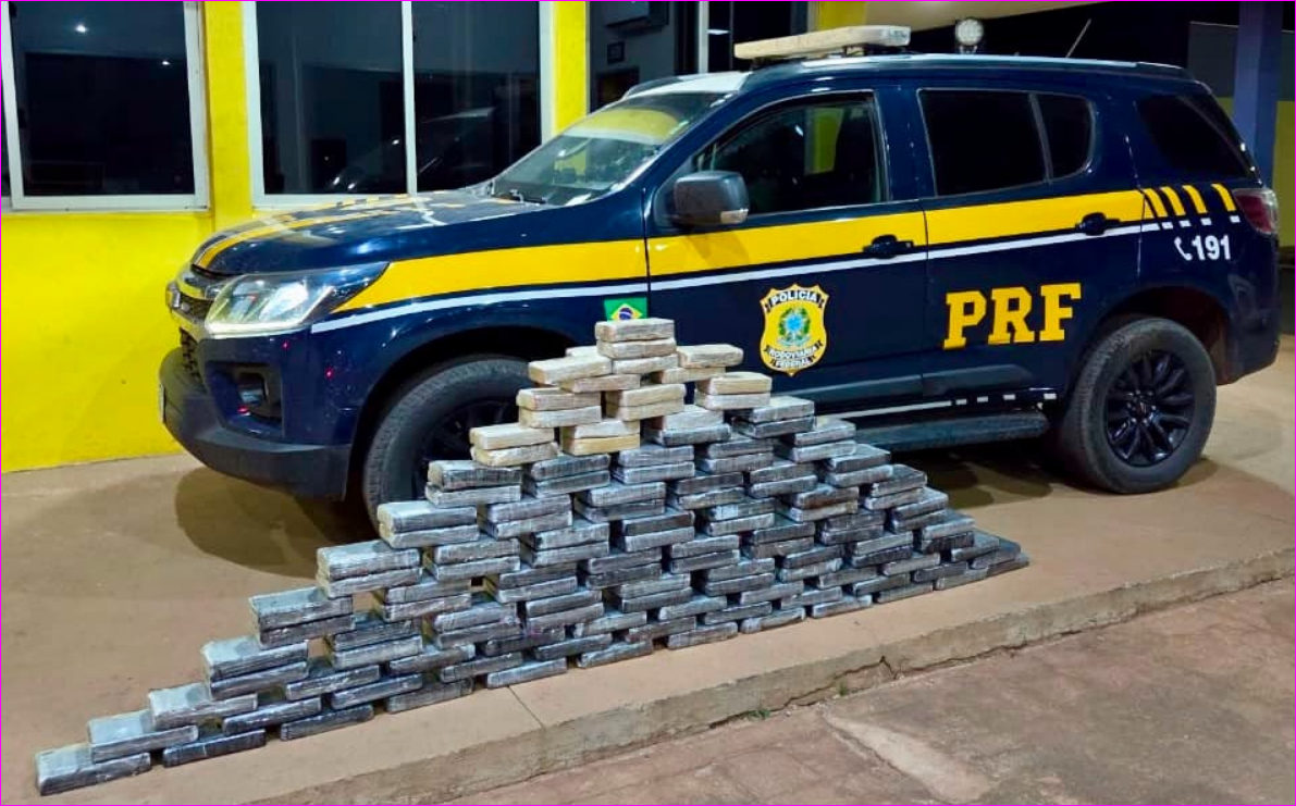 Caminhão-cegonha escondia 126 tabletes de cocaína em Campo Verde