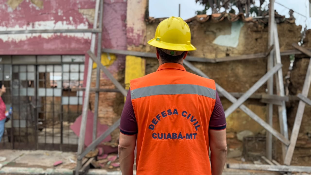 Casarões históricos correm risco de colapso em Cuiabá
