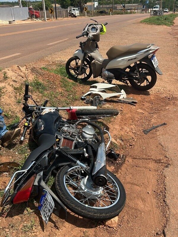 Colisão entre motocicletas na MT-320 deixa duas pessoas feridas
