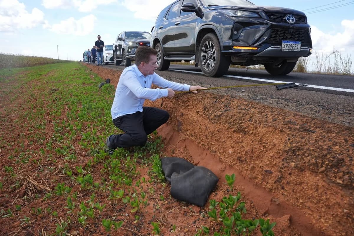 Construtora culpa chuvas por asfalto destruído na MT-170 em MT