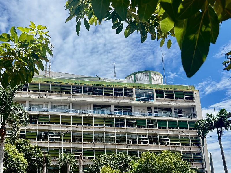 Cuiabá quita salários de setembro e injeta R$ 146 mi na economia