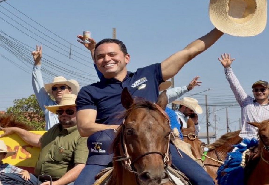 Deputado destaca papel de pioneiros em cavalgada em Guarantã do Norte