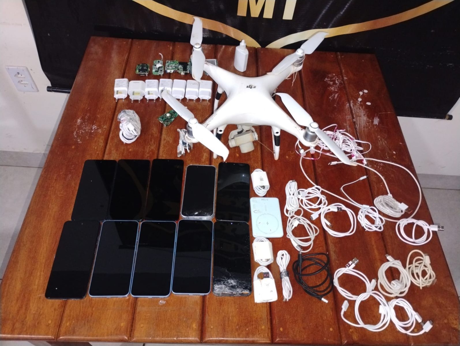 Drone e celulares são apreendidos em presídio de Rondonópolis
