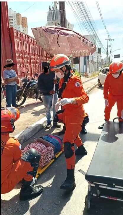 Duas mulheres ficam feridas em acidentes com motos e bicicletas em Cáceres