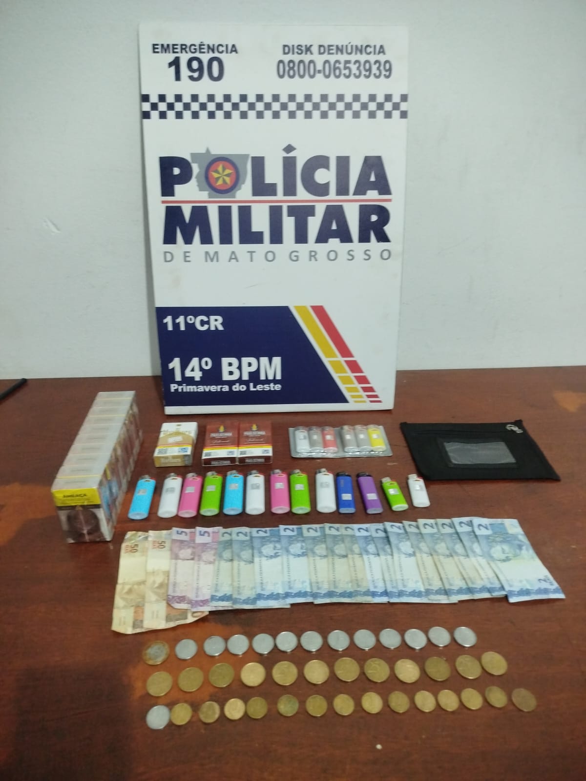 Dupla é presa após furtar conveniência de posto em Primavera do Leste