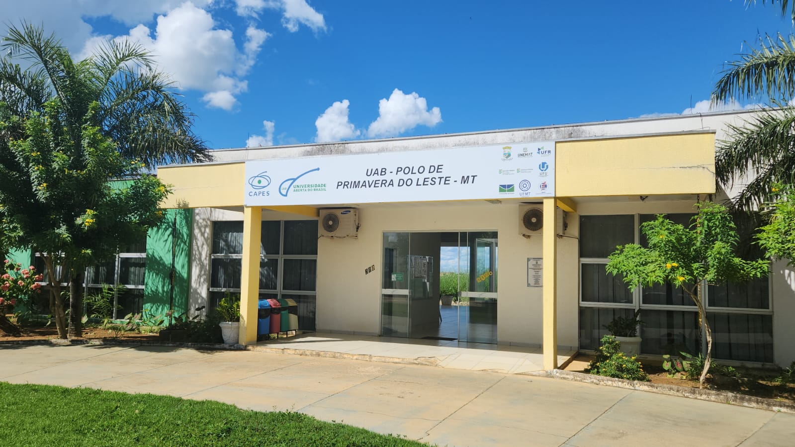 Pós-graduações impulsionam educação em Primavera do Leste