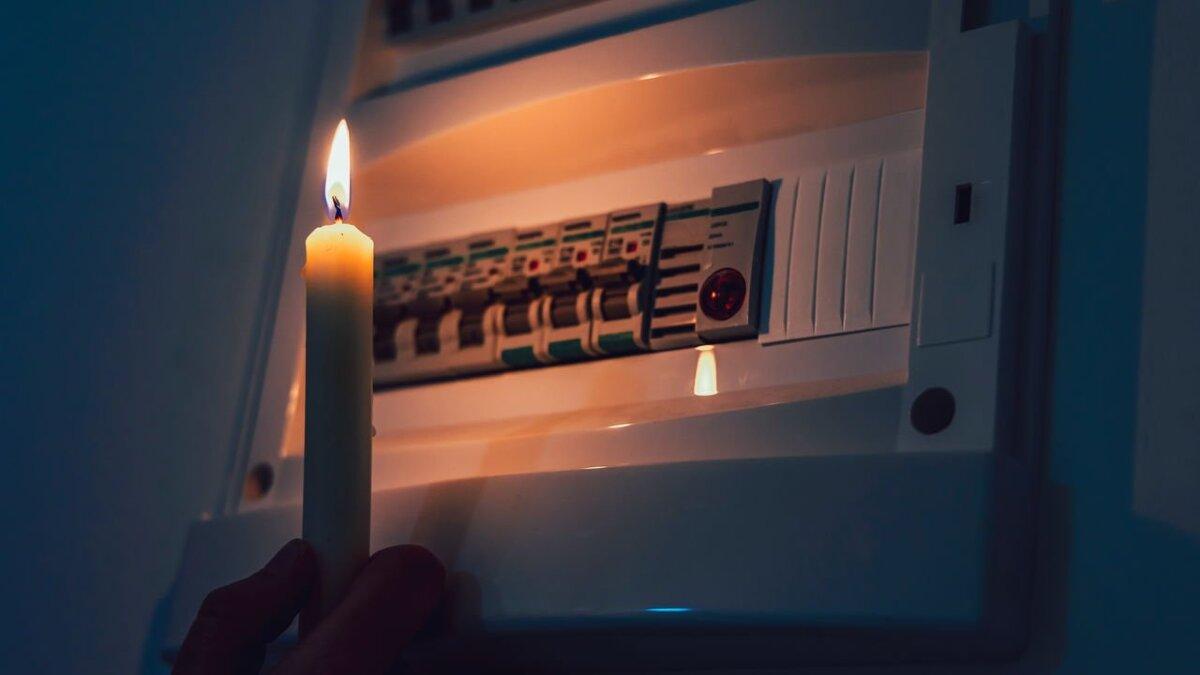 Falta de energia deixa moradores sem luz há 24h em Cuiabá