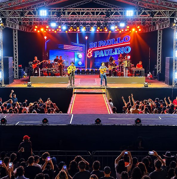 Feira regional movimenta General Carneiro com grande público