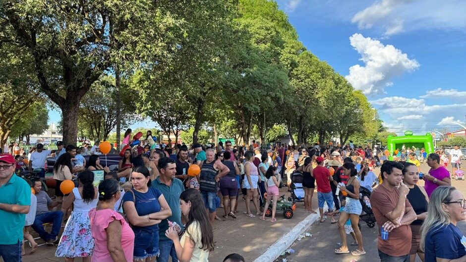 Festa gratuita do Dia das Crianças agita Canarana MT