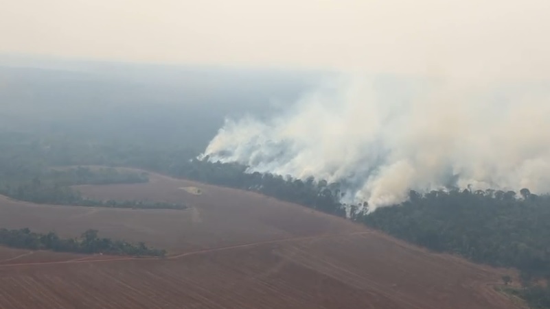 Fumaça encobre Alta Floresta devido a incêndios na região