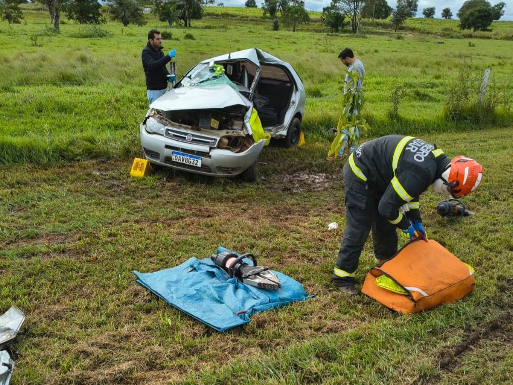 Homem morre preso às ferragens após acidente na MT-248