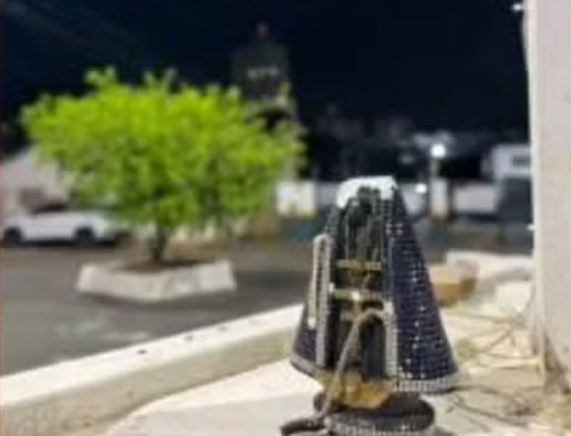 Imagem de Nossa Senhora Aparecida é achada decapitada em Cuiabá