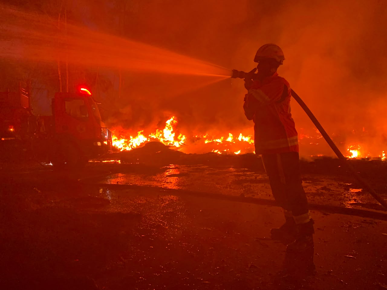 Incêndio destrói 80 hectares e mobiliza força-tarefa em Primavera
