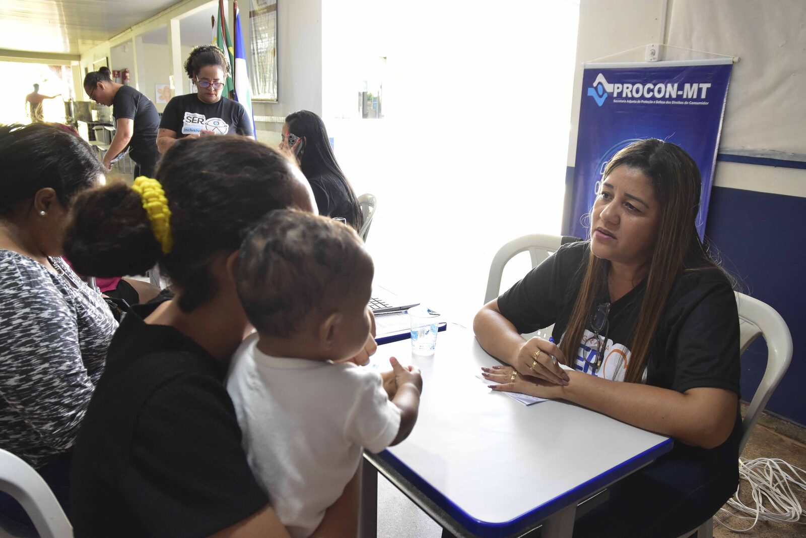 Mutirão de cidadania oferece serviços gratuitos em Cuiabá MT