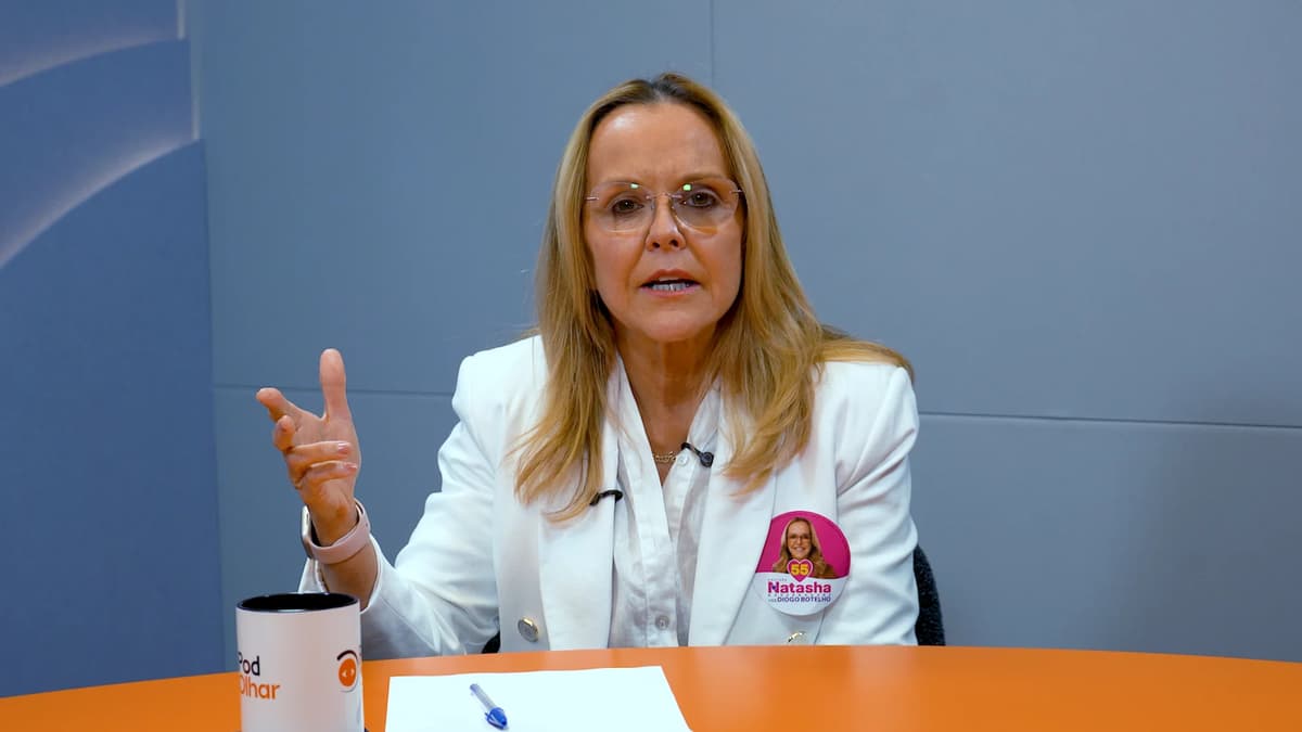 Natasha aponta desmonte na educação em MT e promete concurso