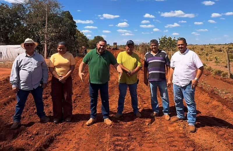 Obras de pavimentação avançam em distrito no estado de Mato Grosso
