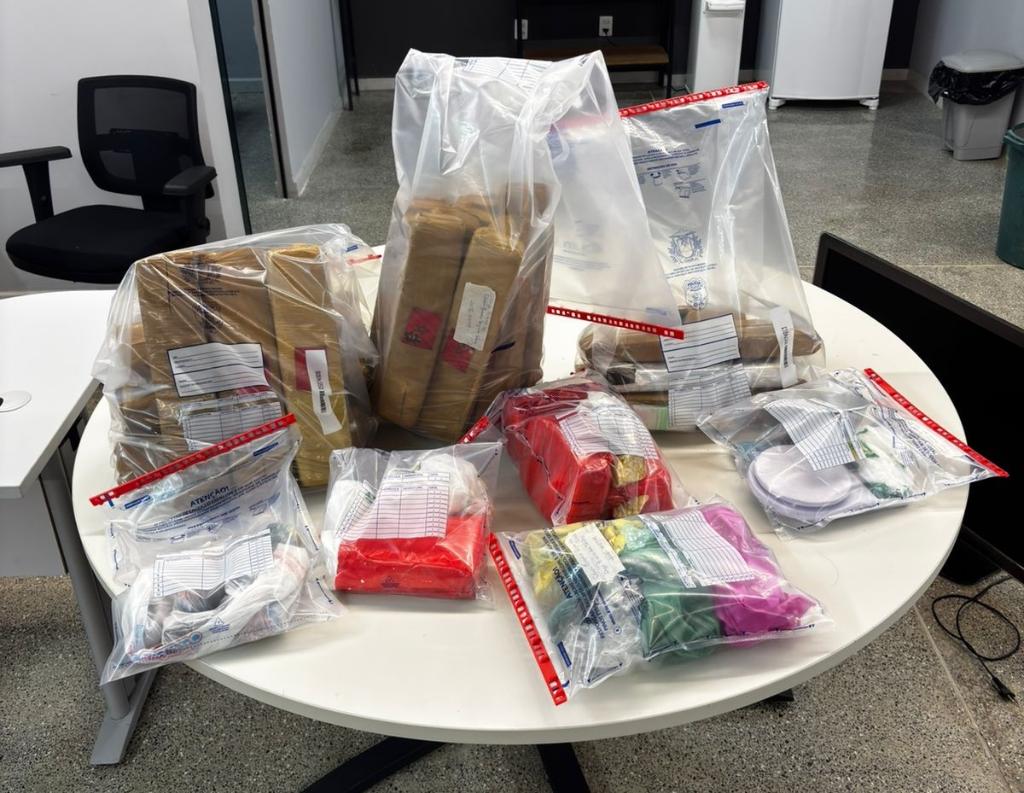 Operação apreende 14 kg de drogas e prende seis em Água Boa