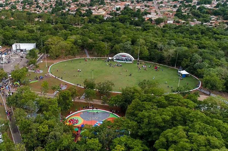 Parque Berneck passa por revitalização completa em Várzea Grande, MT