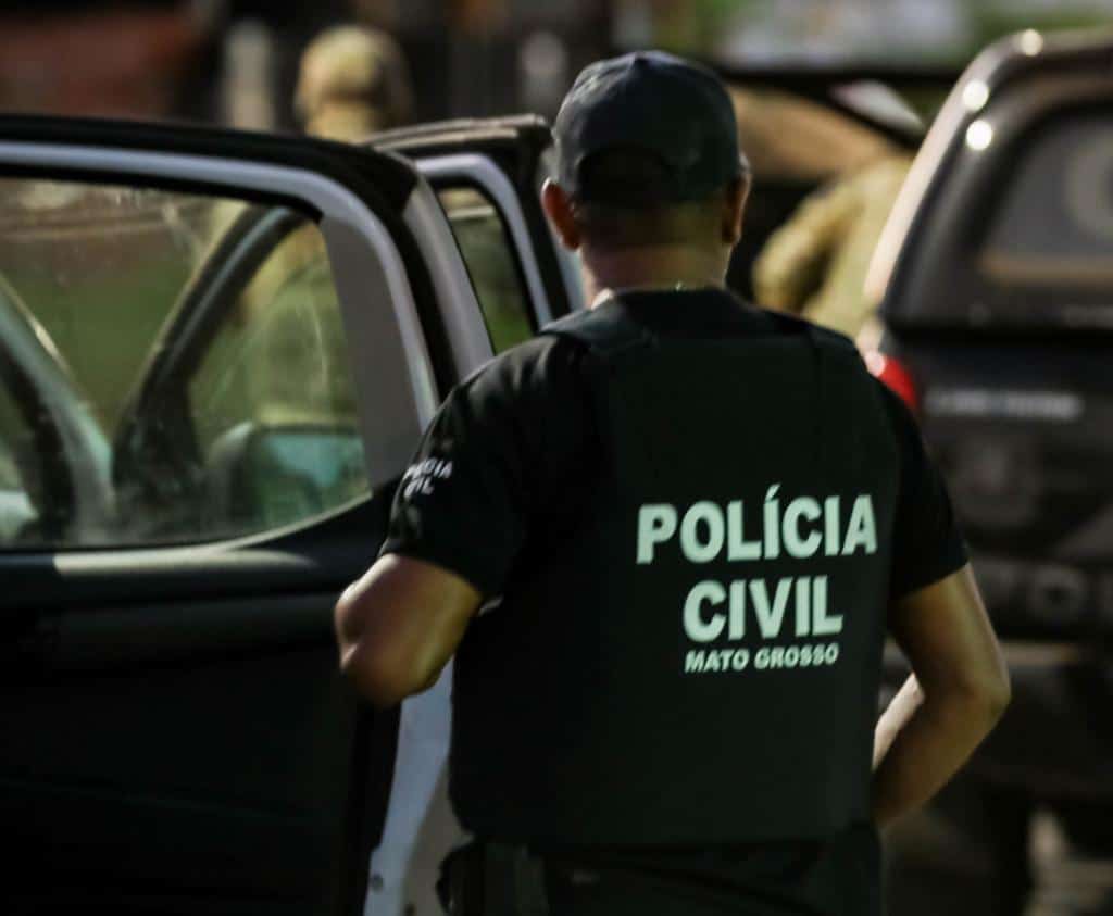 Polícia prende trio e apreende menor por assalto a idosa em MT