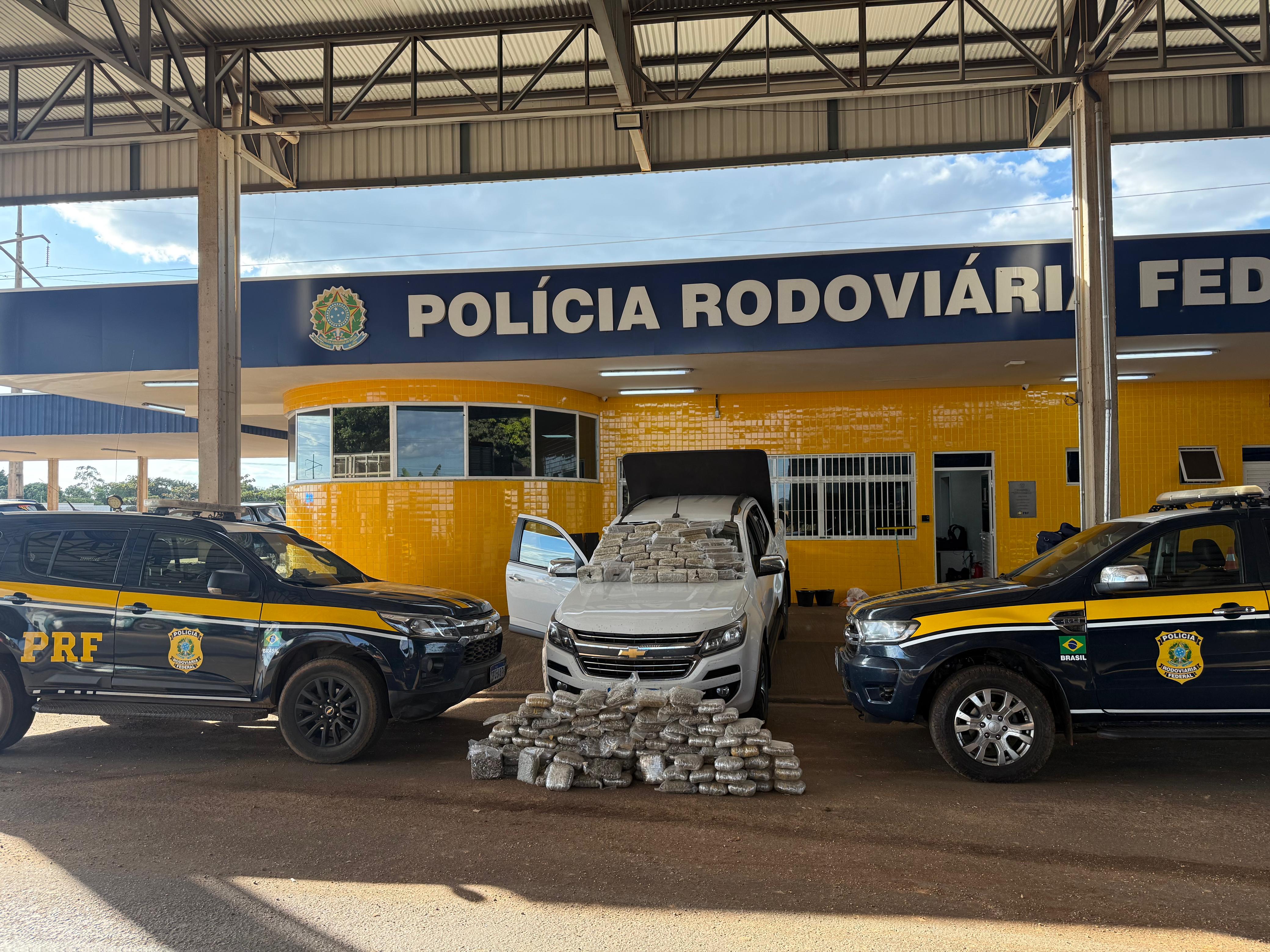 PRF apreende 170 tabletes de skank em Primavera