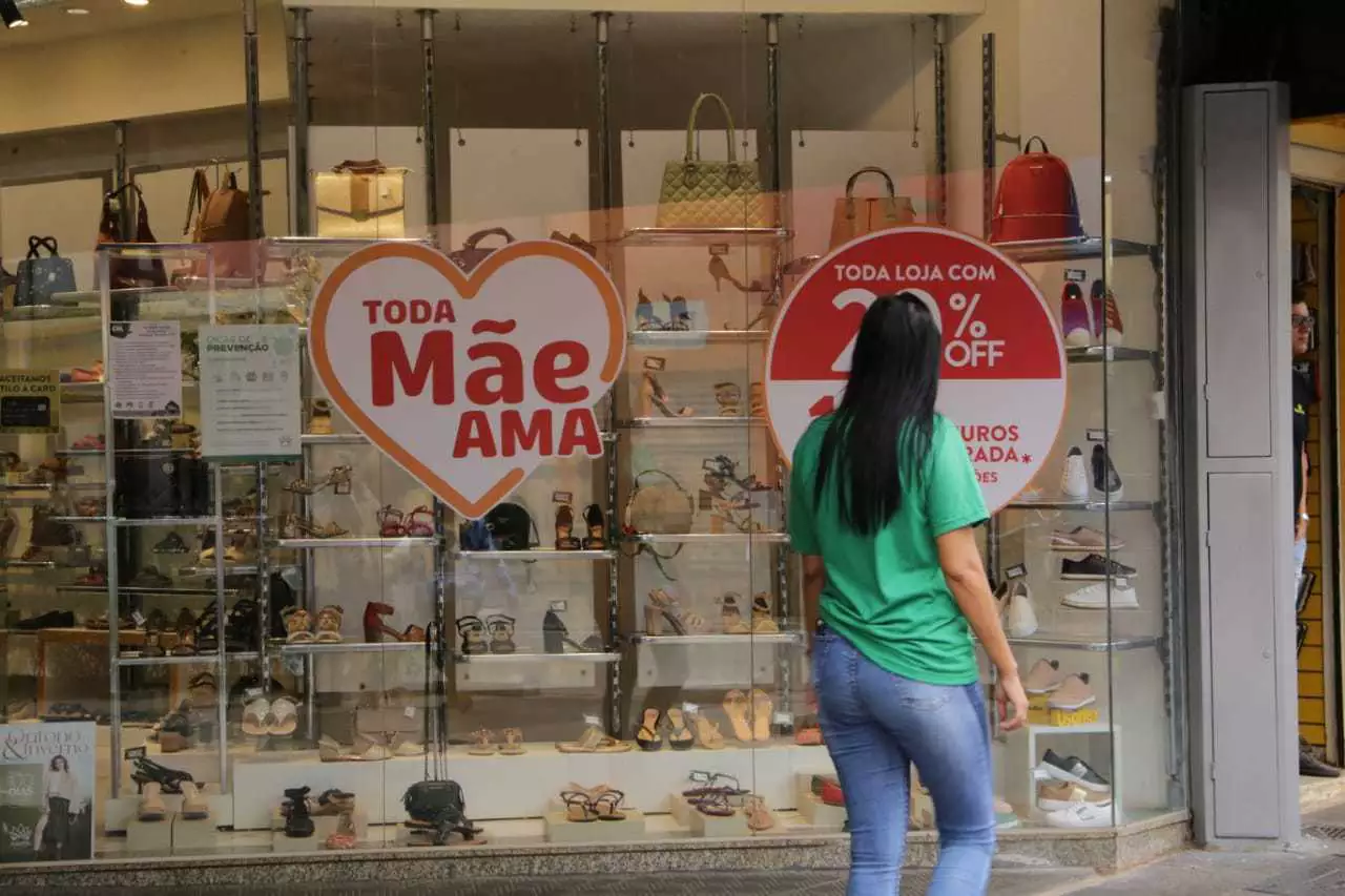 Procon alerta para compras no Dia das Mães