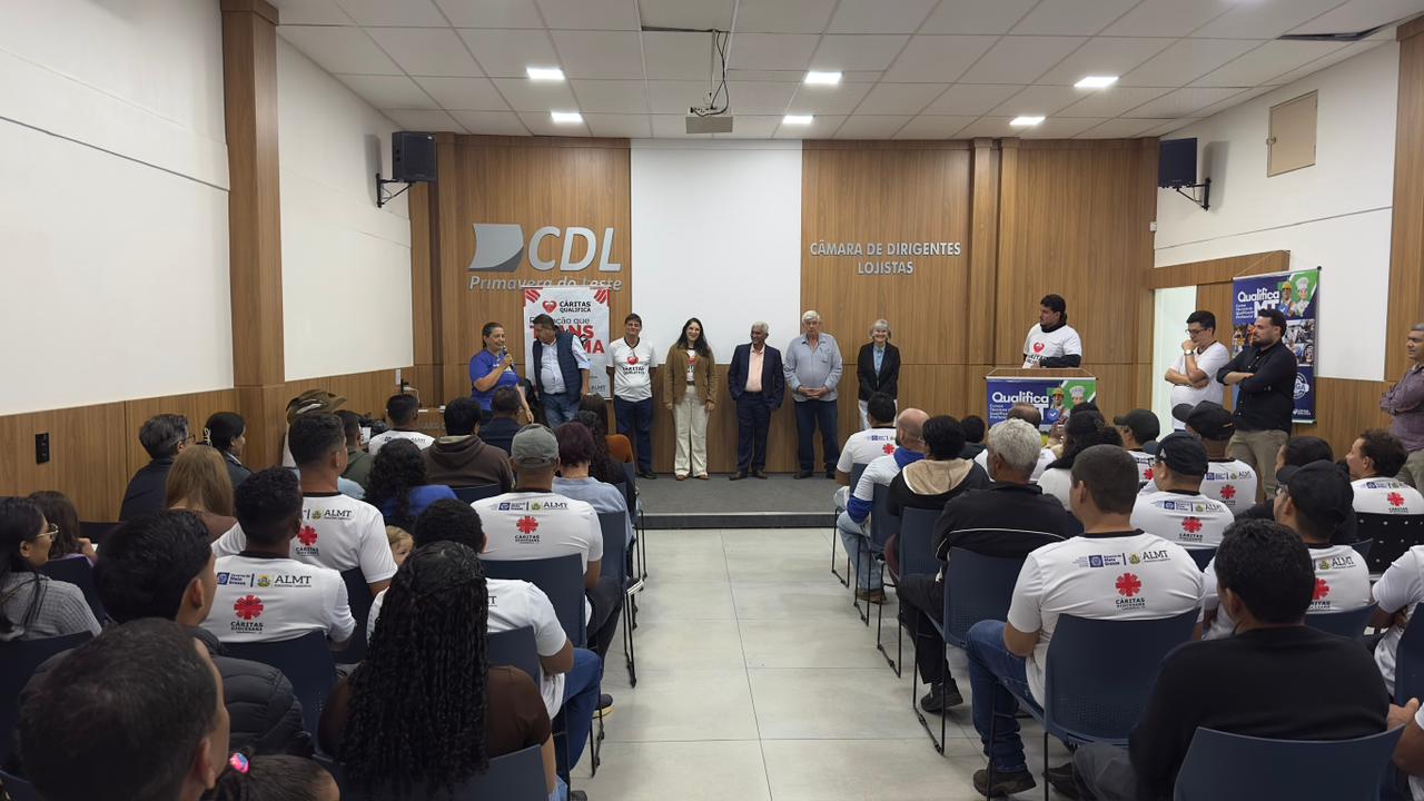 Qualifica MT entrega certificados e abre portas para emprego em Primavera do Leste