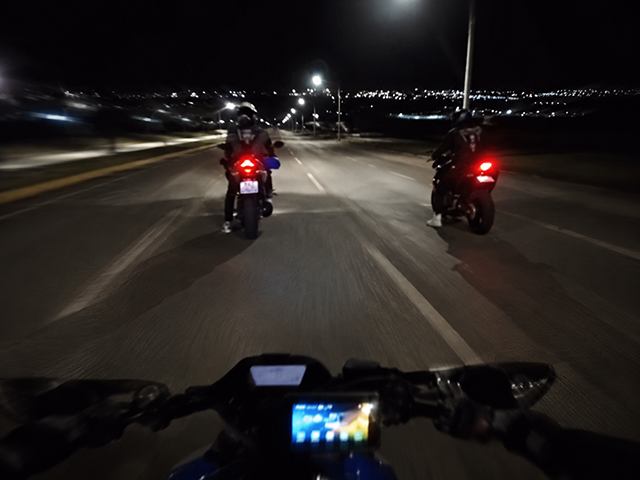 Rachas de motos a 150 km/h na Avenida Blumenau preocupam Sorriso