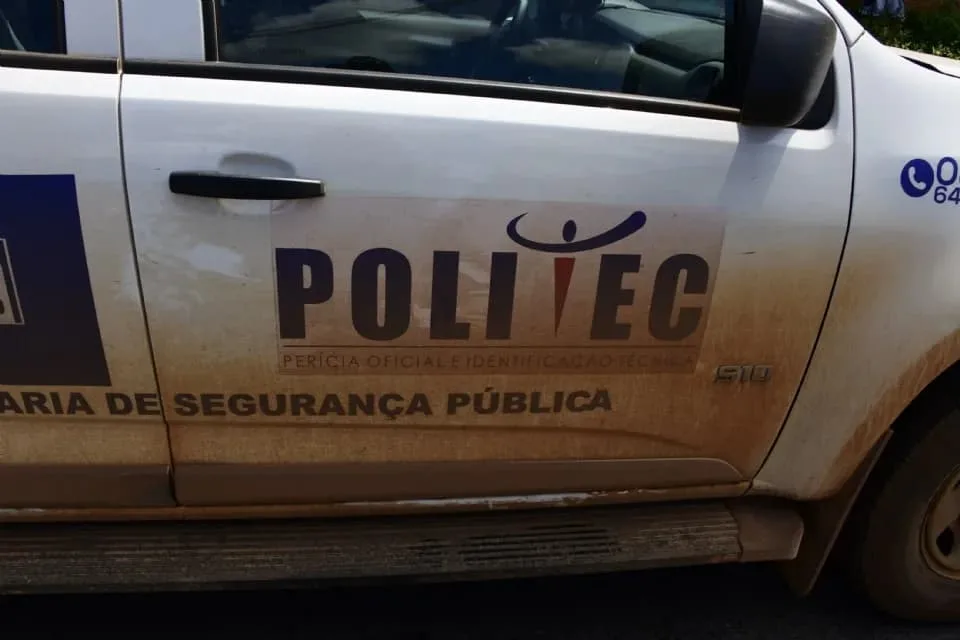 Recém-nascida é achada morta em terreno de Cuiabá