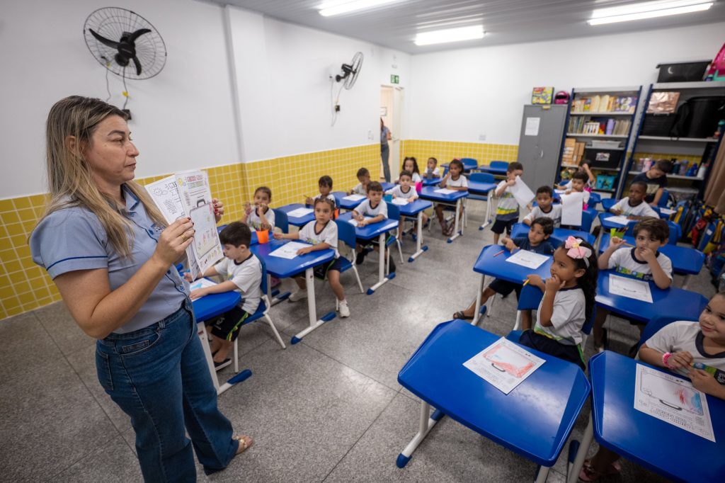 Remoção de professores da rede municipal começa em Rondonópolis