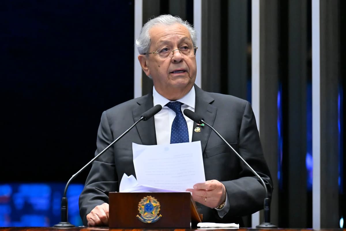 Senador de MT confirma voto pelo fim da escala 6x1 no Senado
