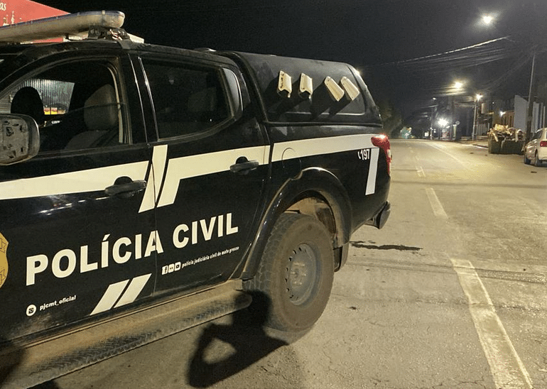 Sinop: homem quebra porta de posto de saúde e fere paciente
